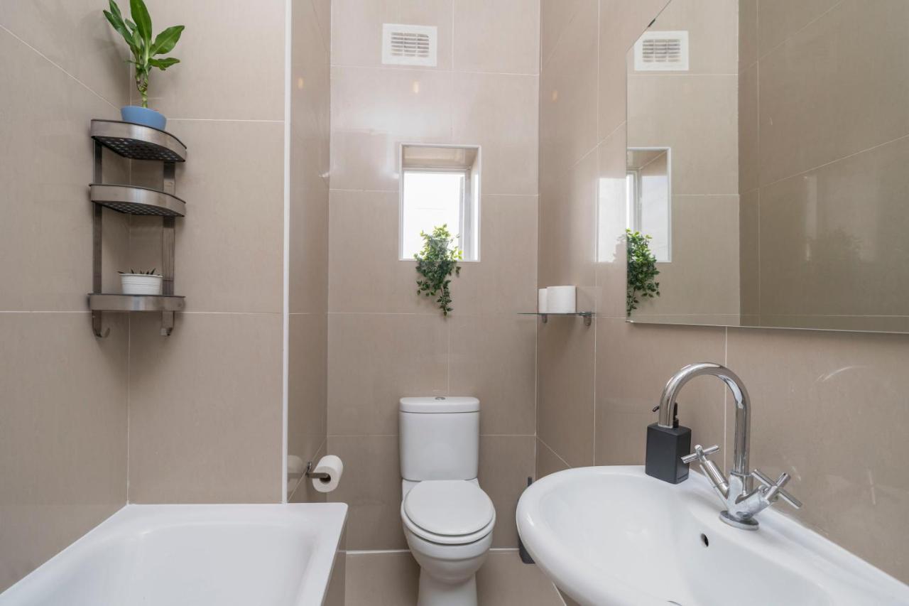 Kensington Nest Serviced Town House London Bagian luar foto